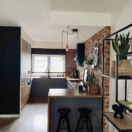 Dom Nad Jeziorem Apartamento *