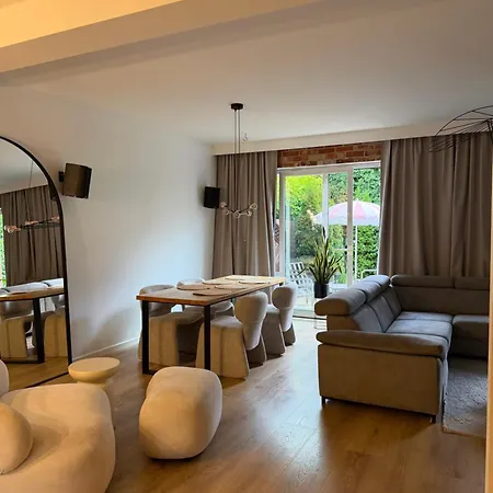Dom Nad Jeziorem Apartament