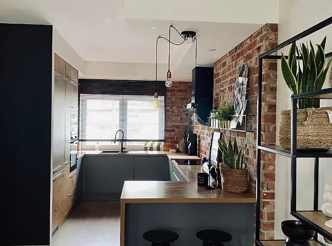 Dom Nad Jeziorem Apartament *